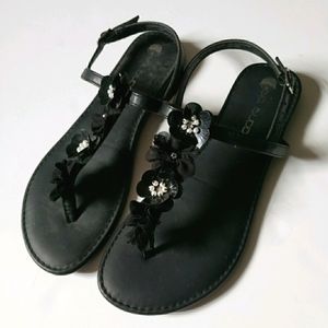 Big Buddha Womens Floral Sandals